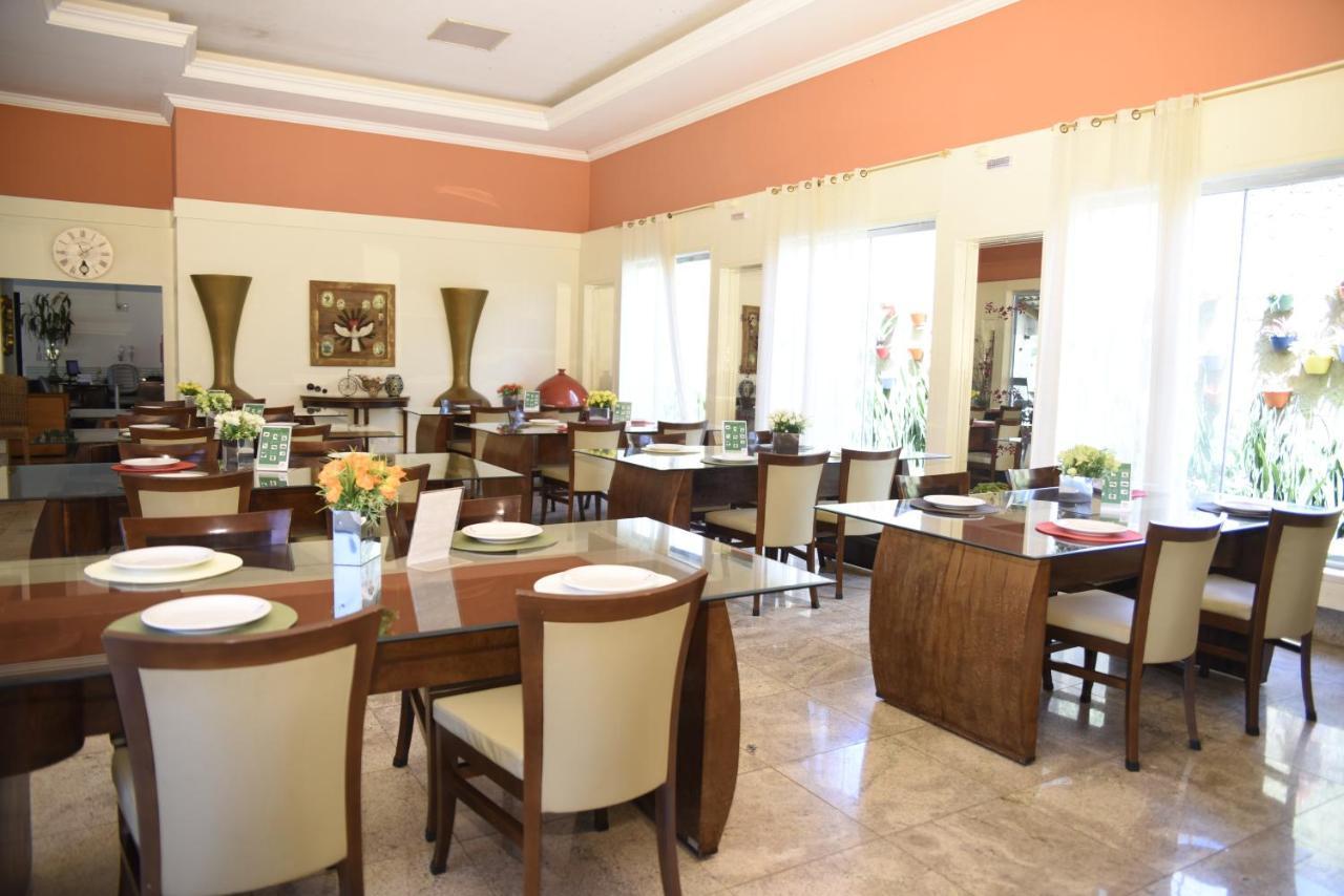 Rosa Spa E Pousada Aparecida de Goiania Exterior photo
